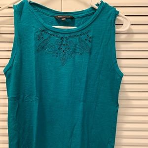 5 for $20 banana republic sleeveless.
